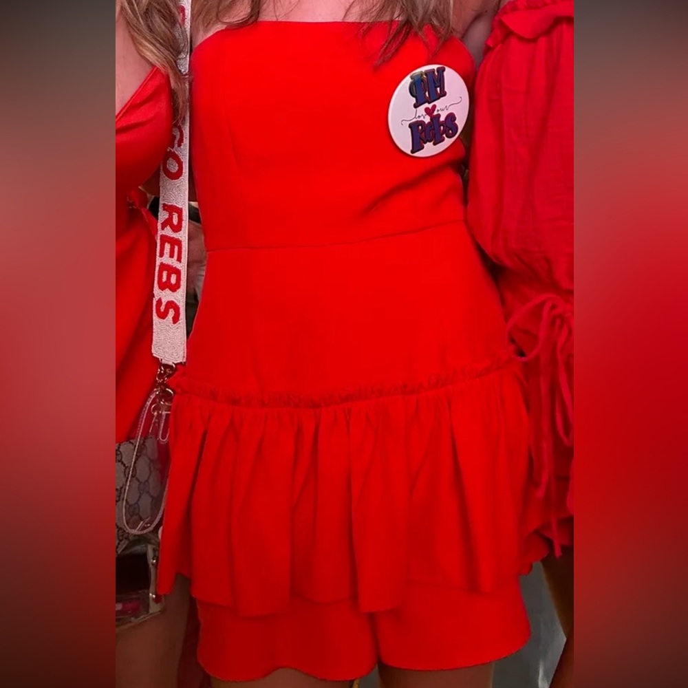 RED ROMPER - Picture 2 of 2